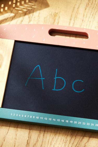CHILDREN’S DRAWING BOARD - Light beige by Zara