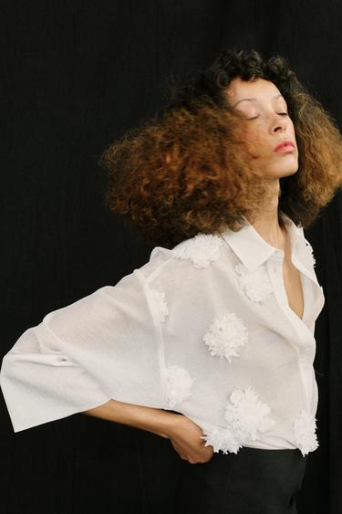 FLOWING SHIRT WITH EMBOSSED FLOWERS - White by Zara - Image 3