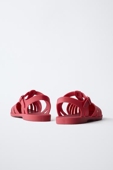 SANDALES STYLE PLAGE GOMMÉES - Rouge de Zara - Image 6
