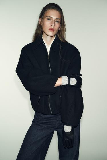 CONTRAST FAUX LEATHER GLOVES - Black by Zara