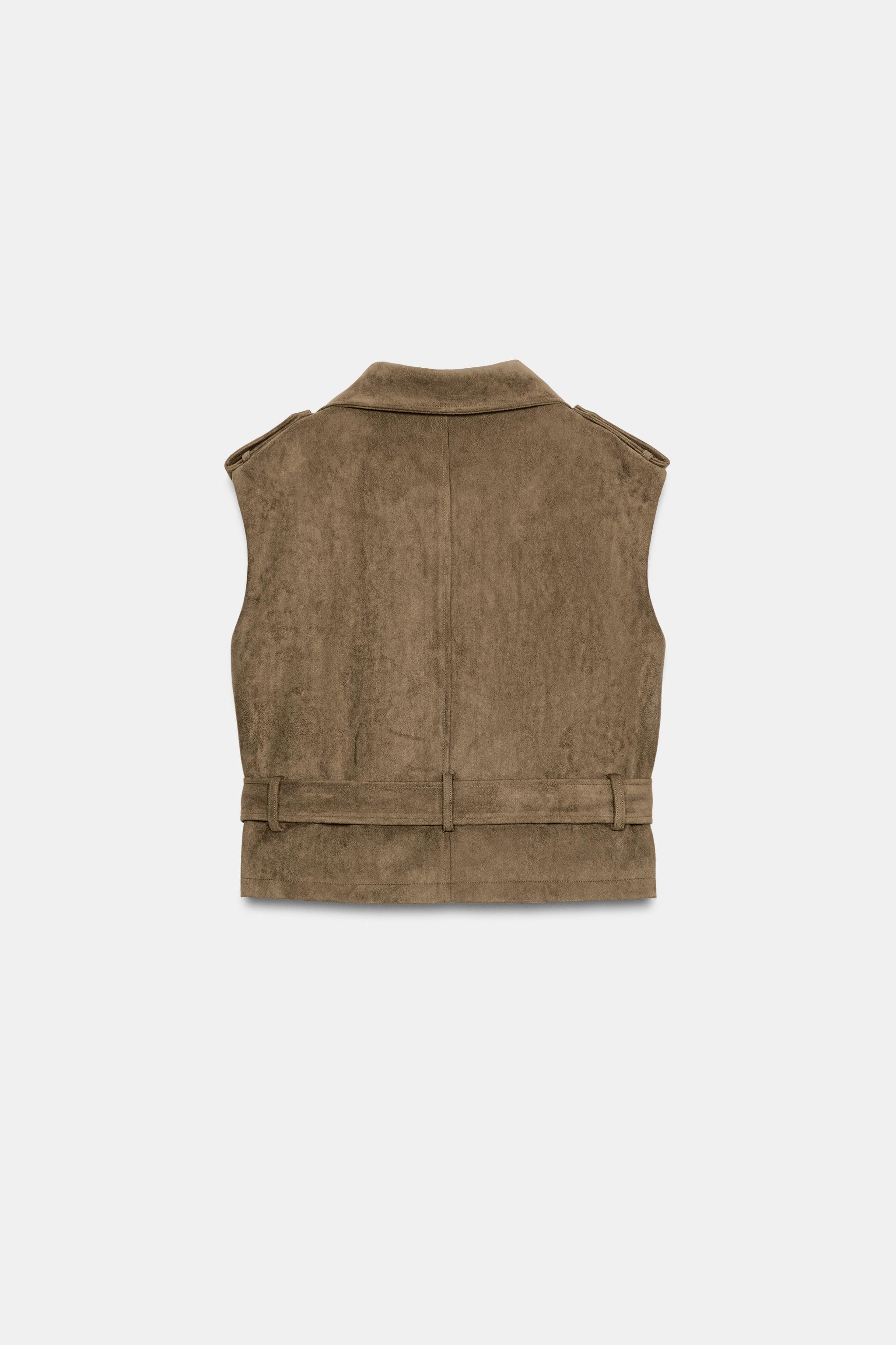 GILET AVEC CEINTURE EFFET DAIM