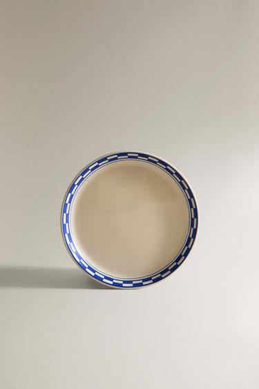 CERAMIC SIDE PLATE WITH CHECKED EDGE - خَام الخاص بـ Zara