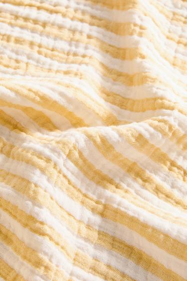 STRIPED COTTON MUSLIN THROW - striped by Zara