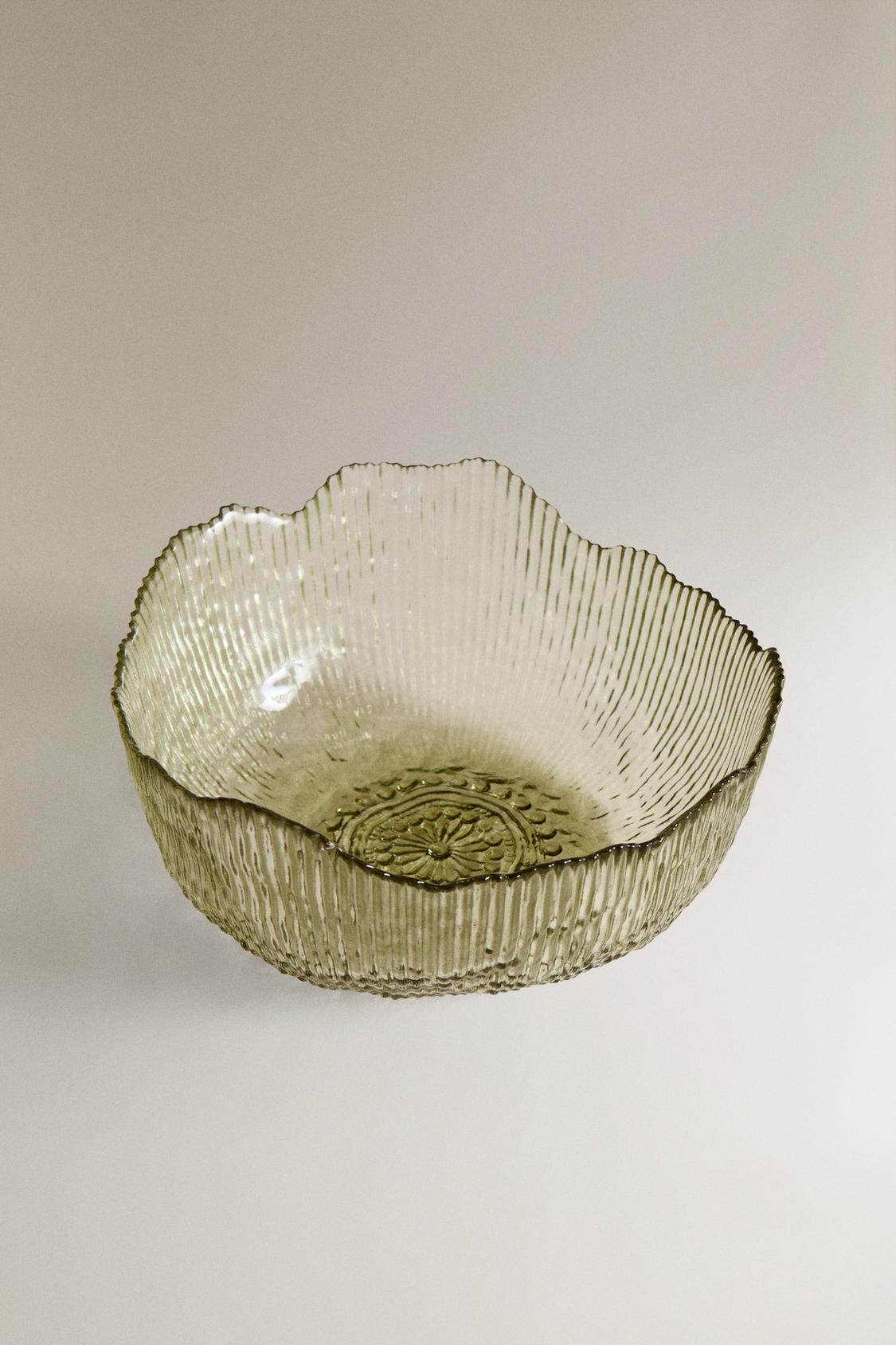 SALATSCHÜSSEL AUS GLAS MIT RELIEFMUSTER