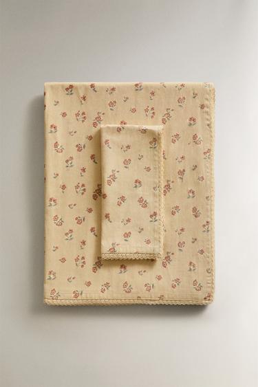 {navn} - {farge} for Zara