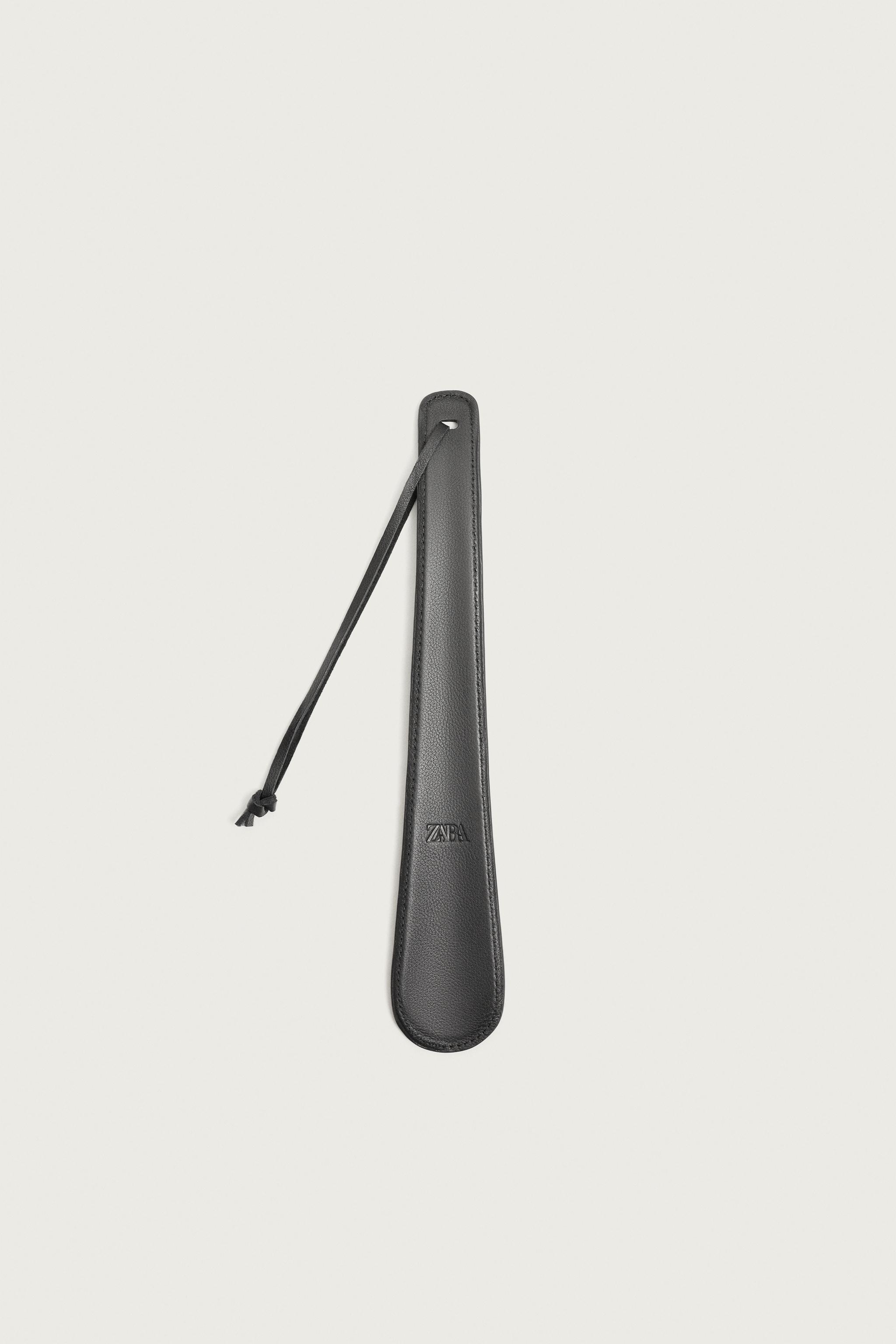 LEATHER SHOEHORN