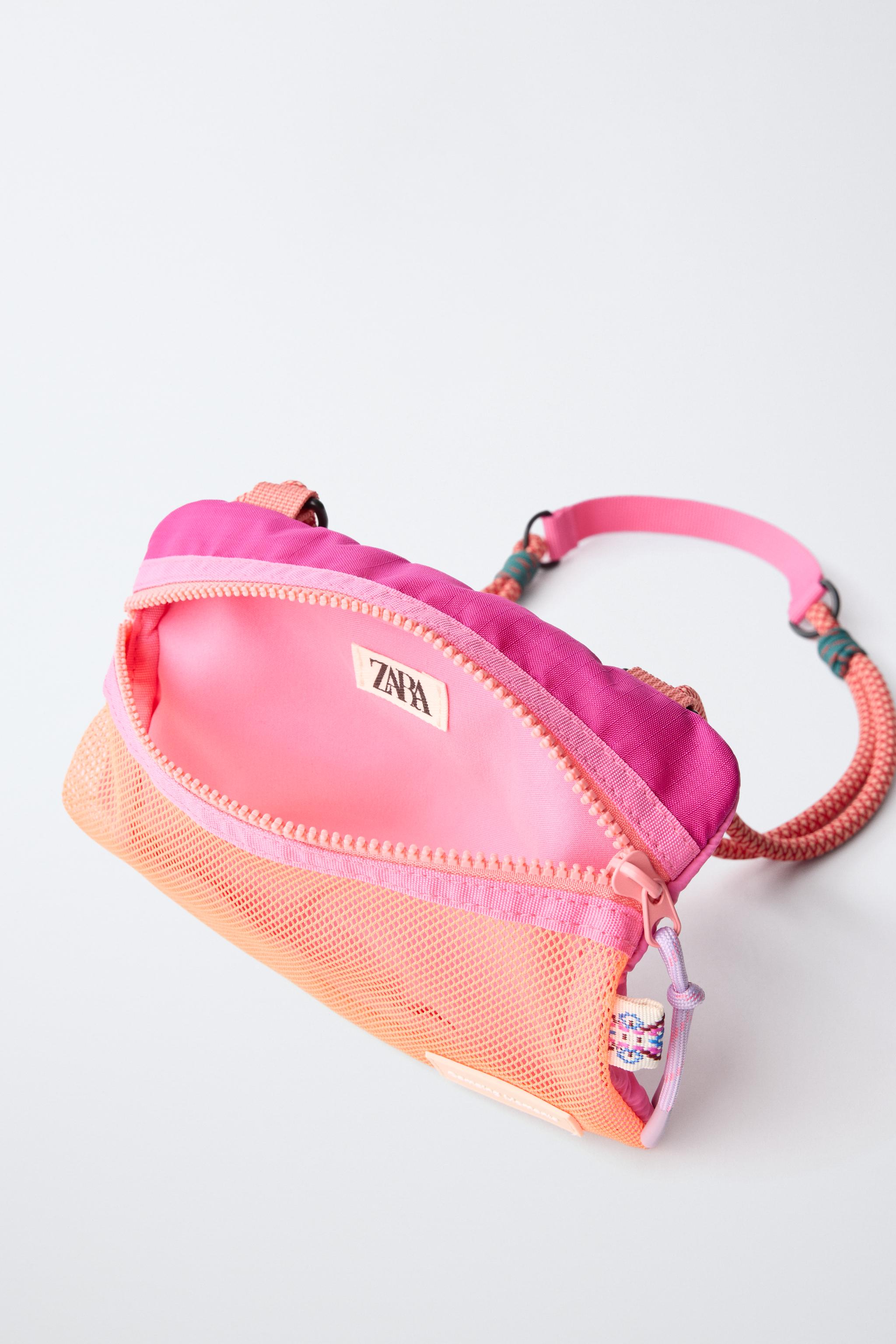 TECHNICAL CROSSBODY BAG
