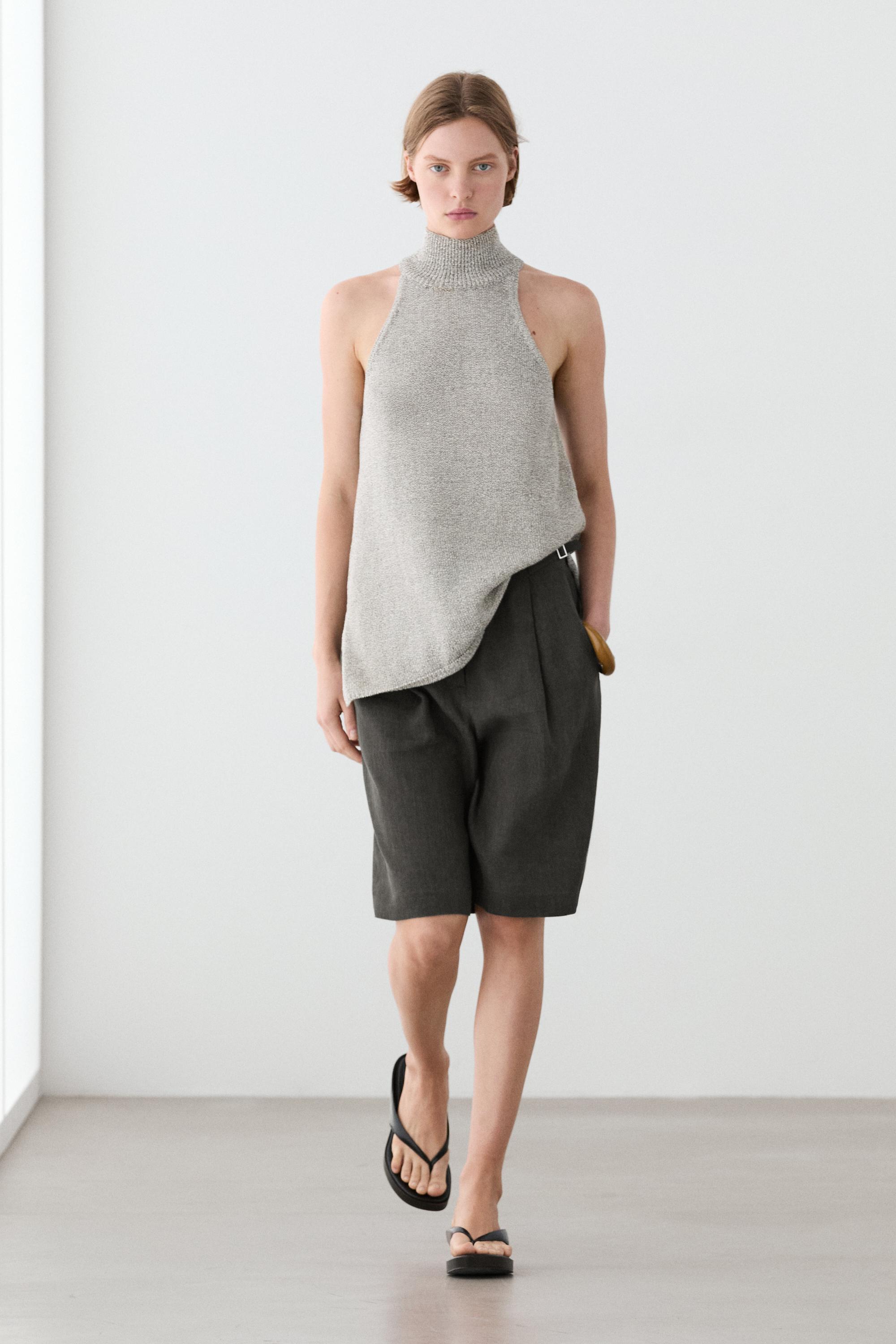 Halterneck knit top — Beige