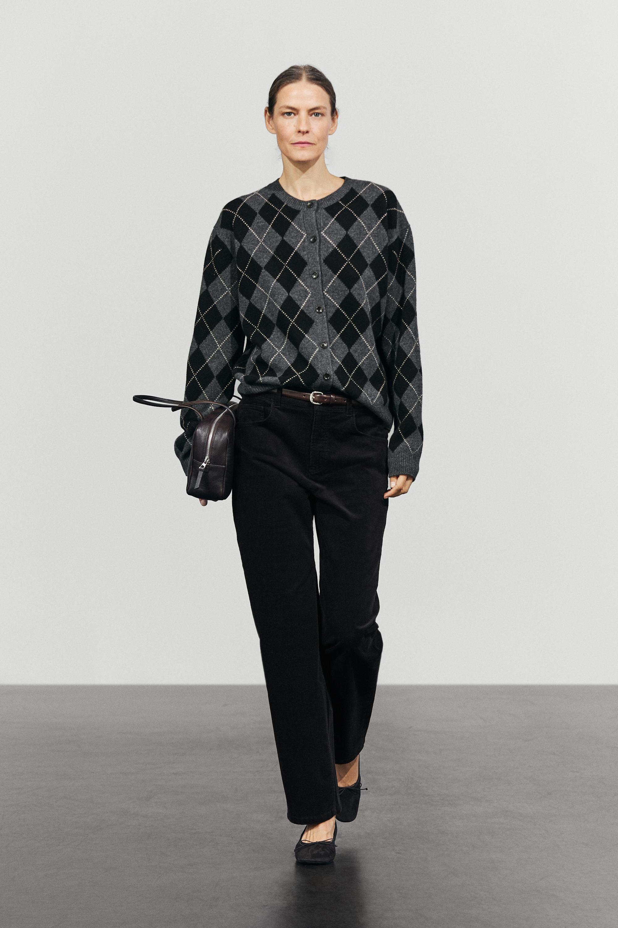 Mid-waist slim straight needlecord pants