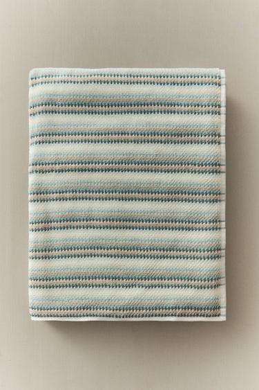 SERVIETTE DE BAIN RAYÉE COTON - Multicolore de Zara - Image 4