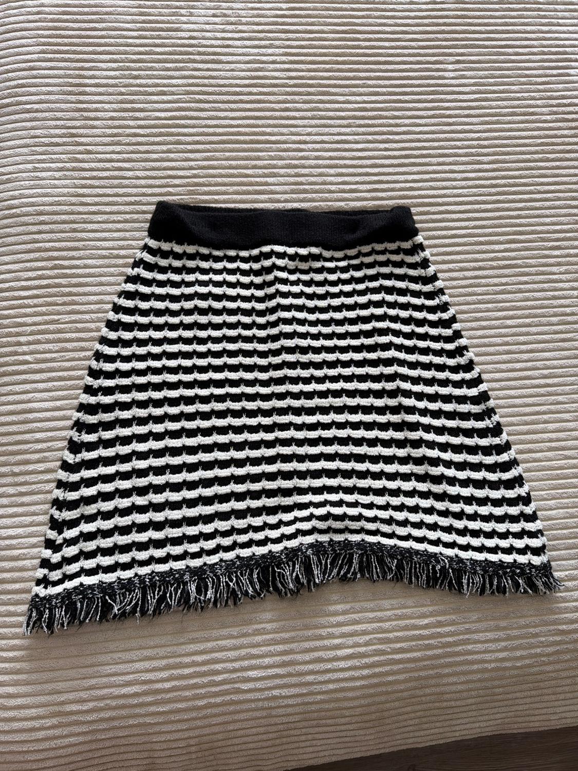 FRAYED MINI SKIRT - Image 4