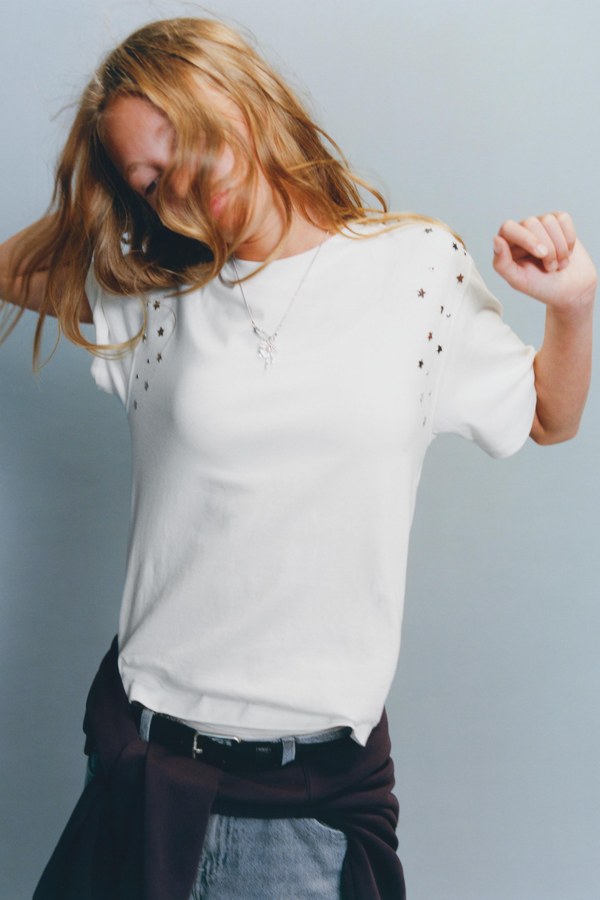 STUDDED T-SHIRT — White