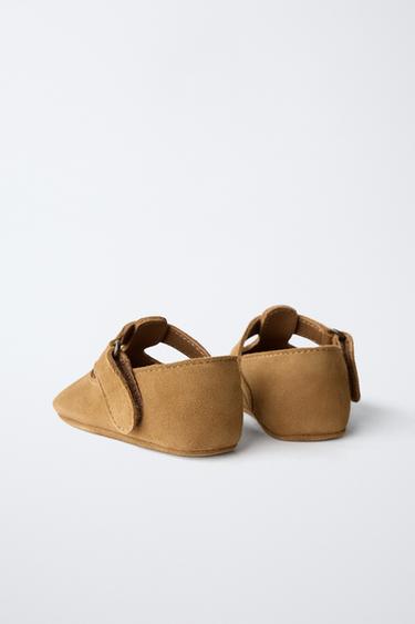 LEATHER T-BAR SHOES - Brown de Zara - Image 4