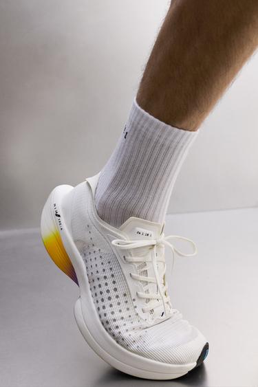 CHAUSSURES DE MARATHON - Blanc de Zara - Image 1