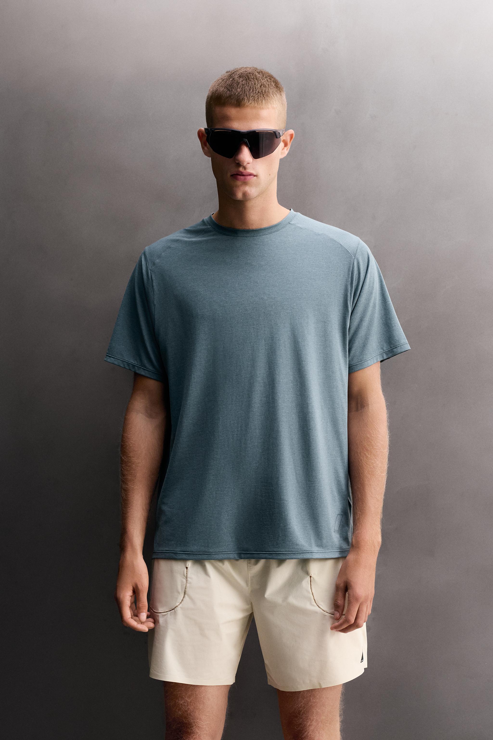 TEXTURED TECHNICAL T-SHIRT — Blue marl