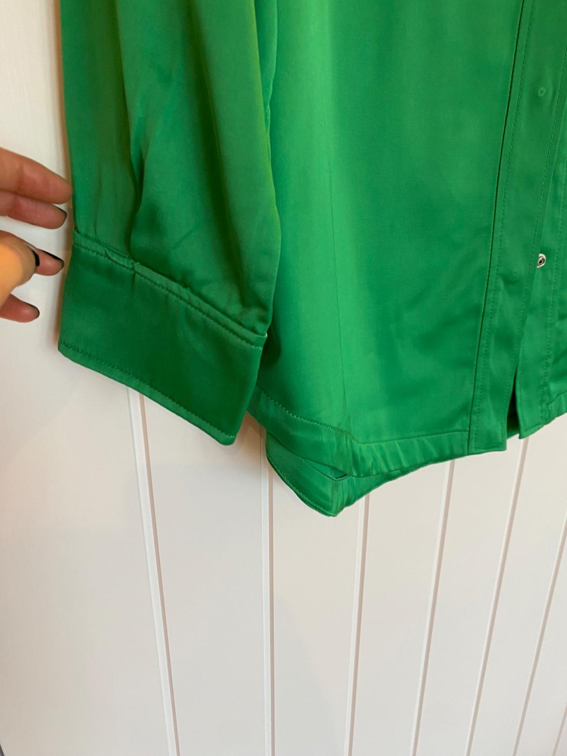 OVERSIZE SATIN OVERSHIRT - Image 4
