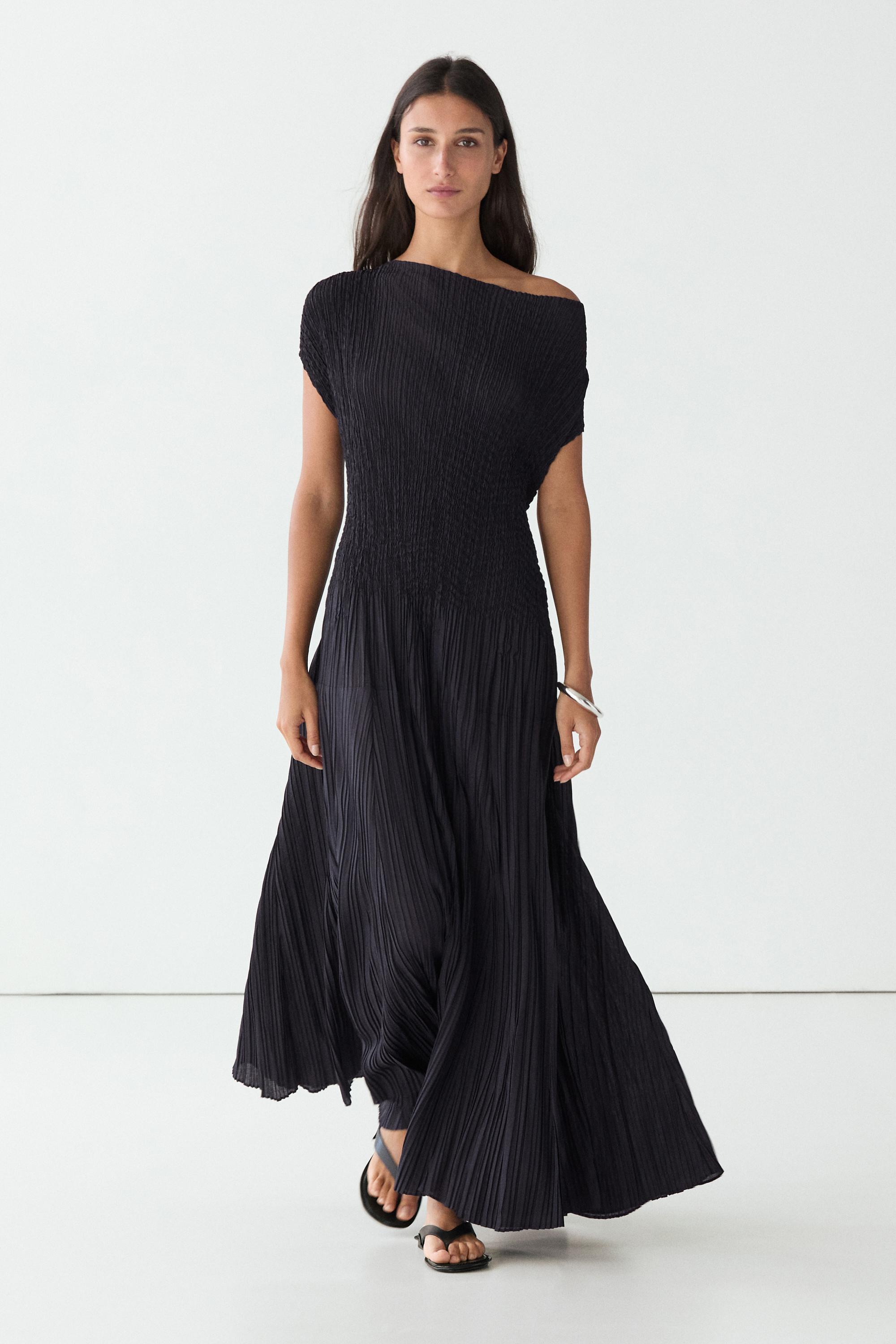Robe longue fluide froncée