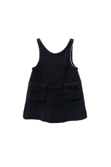 SLEEVELESS BLACK DRESS