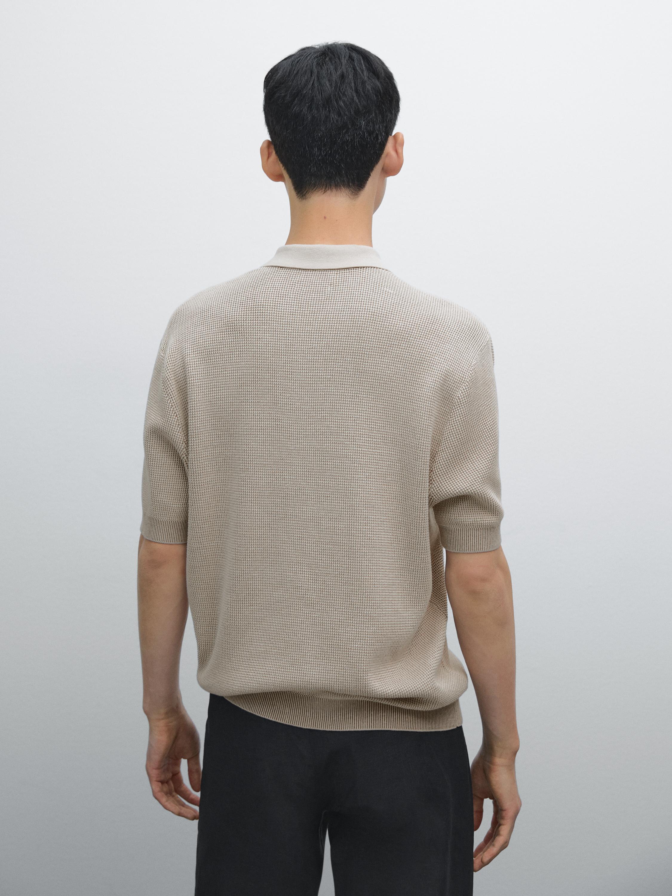 Polo en maille à col V texturé