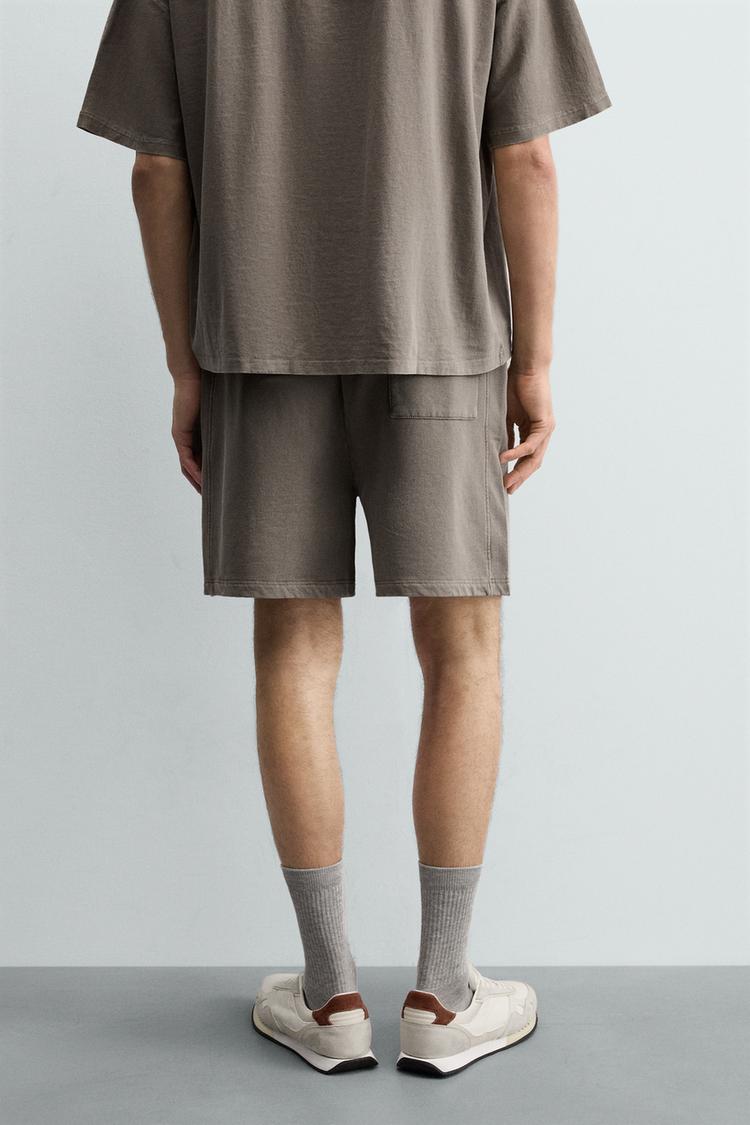 PANTALÓN CORTO BERMUDA BÁSICO DESLAVADO 3