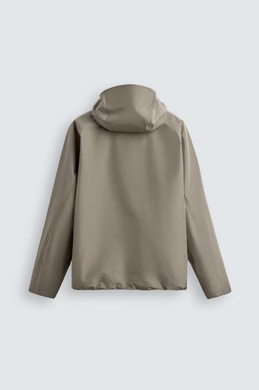 VESTE TECHNIQUE SHELL AARON LEVINE X ZARA - Vert moyen de Zara - Image 7