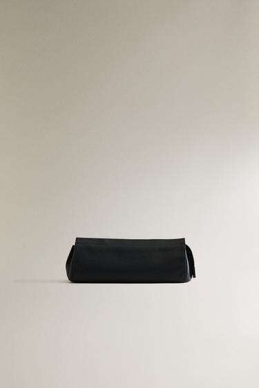ESTUCHE PIEL GRANDE - Azul Marino de Zara - Imagen 0