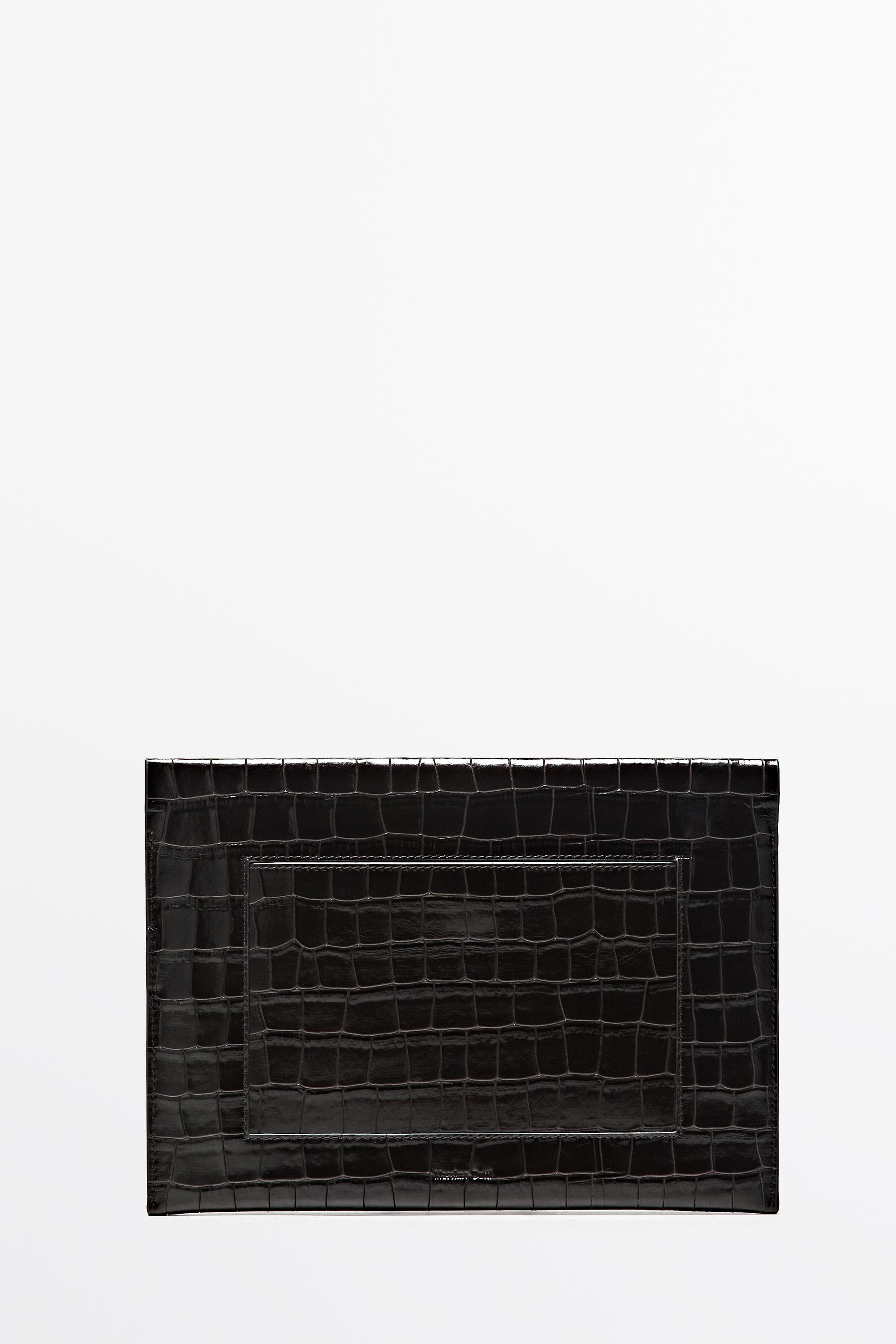 Textured leather iPad case — Brown