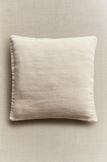 HOUSSE DE COUSSIN UNIE - Vanille de Zara - Image 5