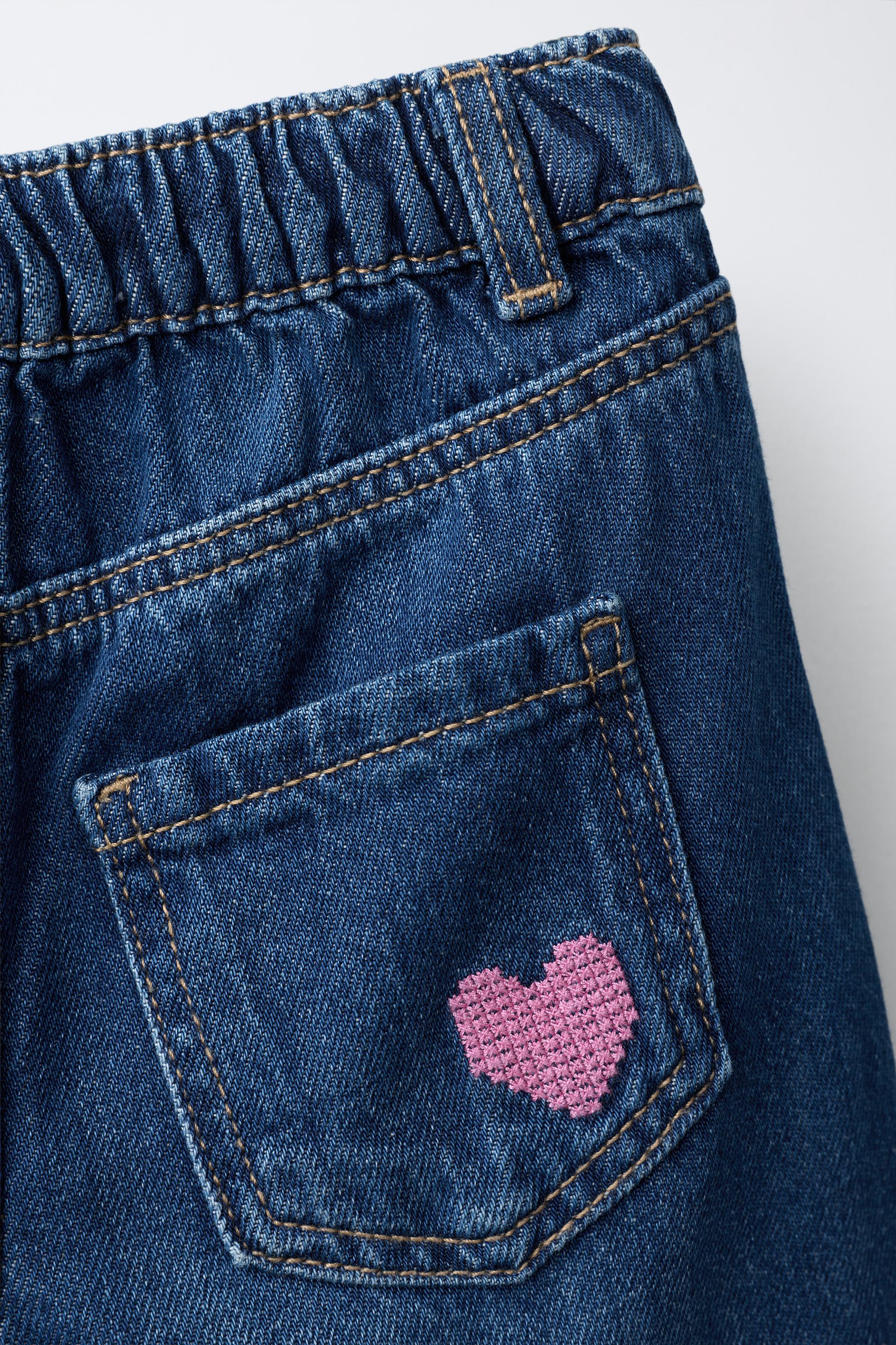 HEART EMBROIDERY BARREL JEANS