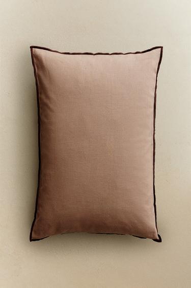 HOUSSE DE COUSSIN OVERLOCK - Rose de Zara
