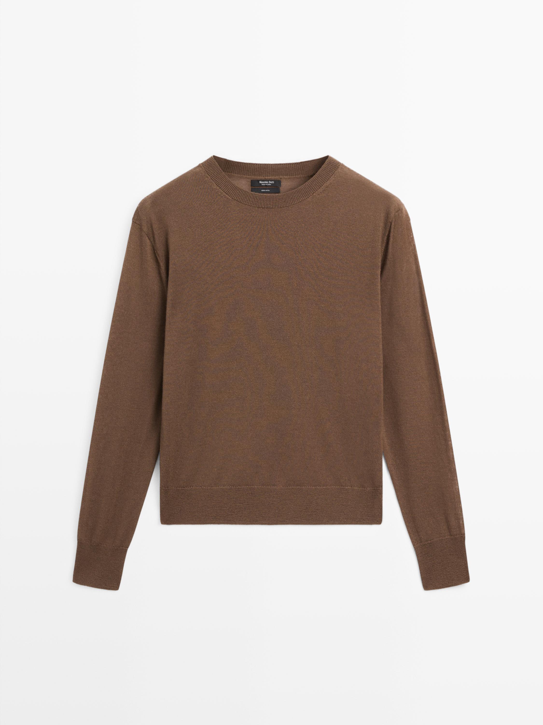 100% wool fine knit crew neck sweater