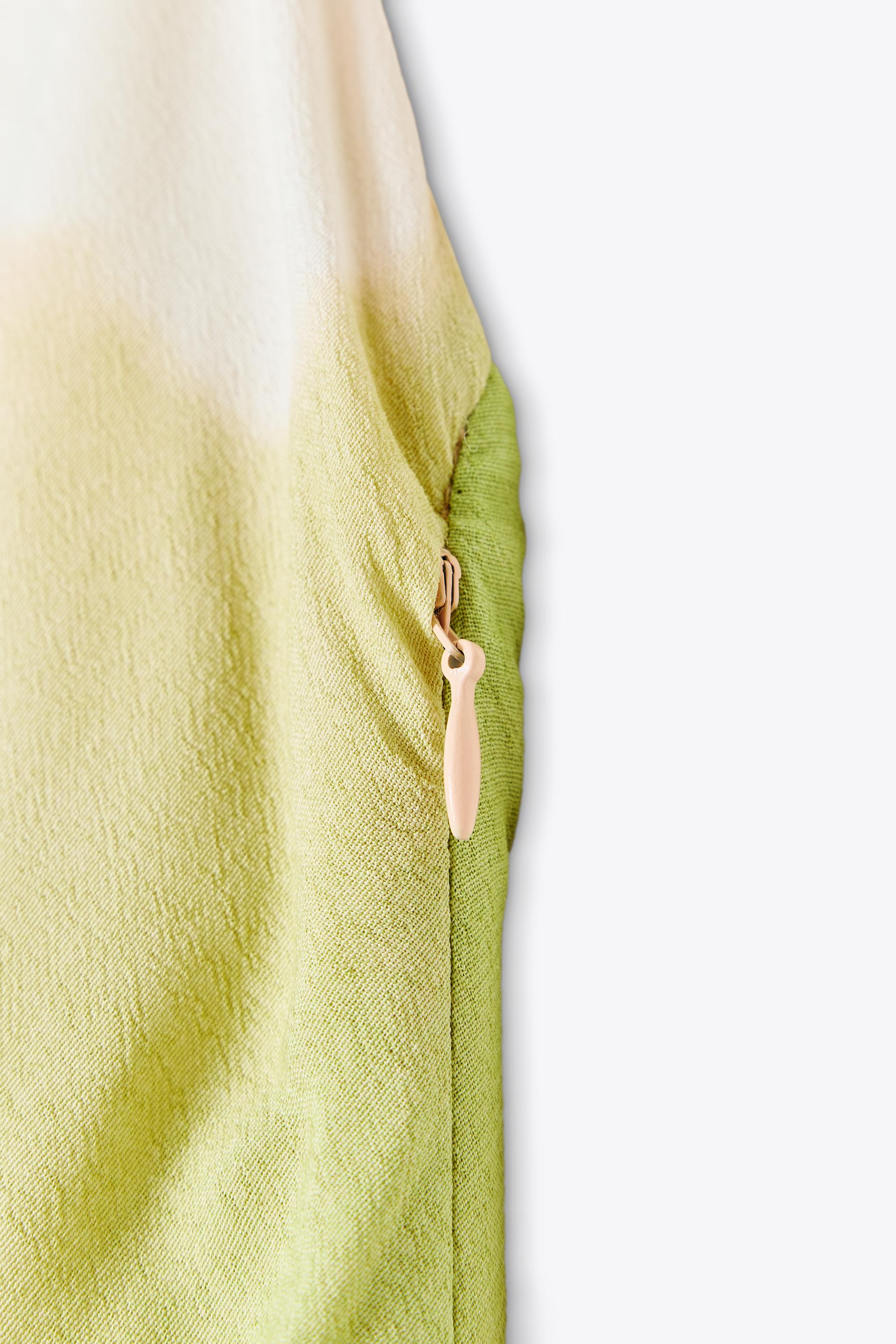 ZARA フラワープリント ホルターネックワンピース 2587/078 フラワープリント ホルターネックワンピース - マルチカラ