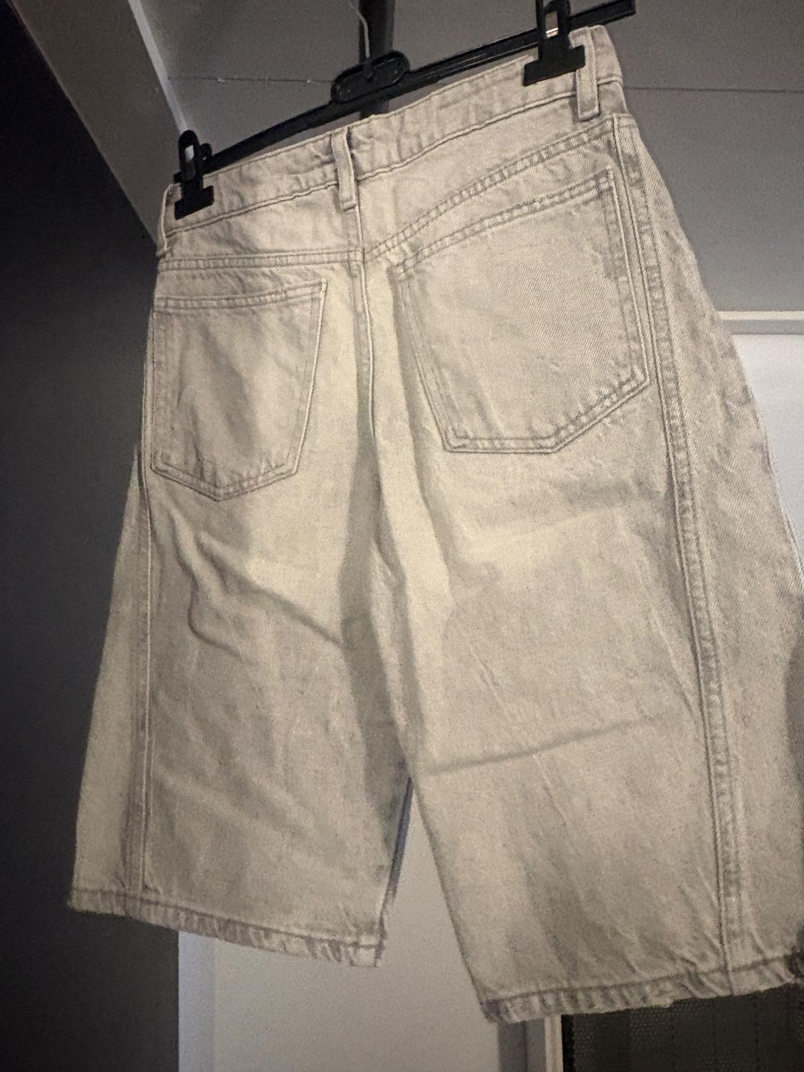 TRF HIGH-WAIST DENIM BERMUDA SHORTS - Image 2