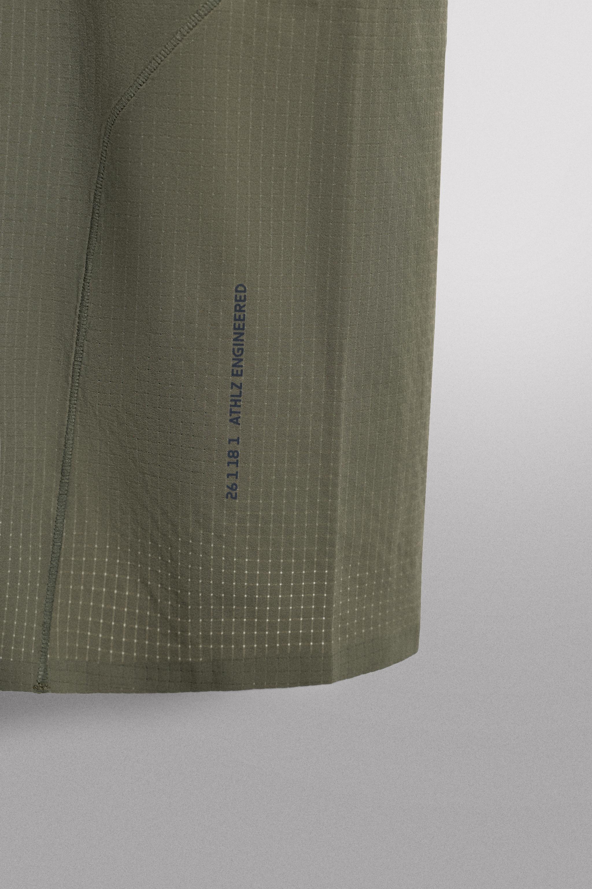 Мужские рубашки Zara TECHNICAL TEXTURED SHIRT — фото 11