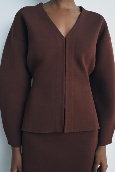 SAKO S PŘILÉHAVÝM PÁSEM Z HLADKÉHO ÚPLETU - Hnědá od Zara