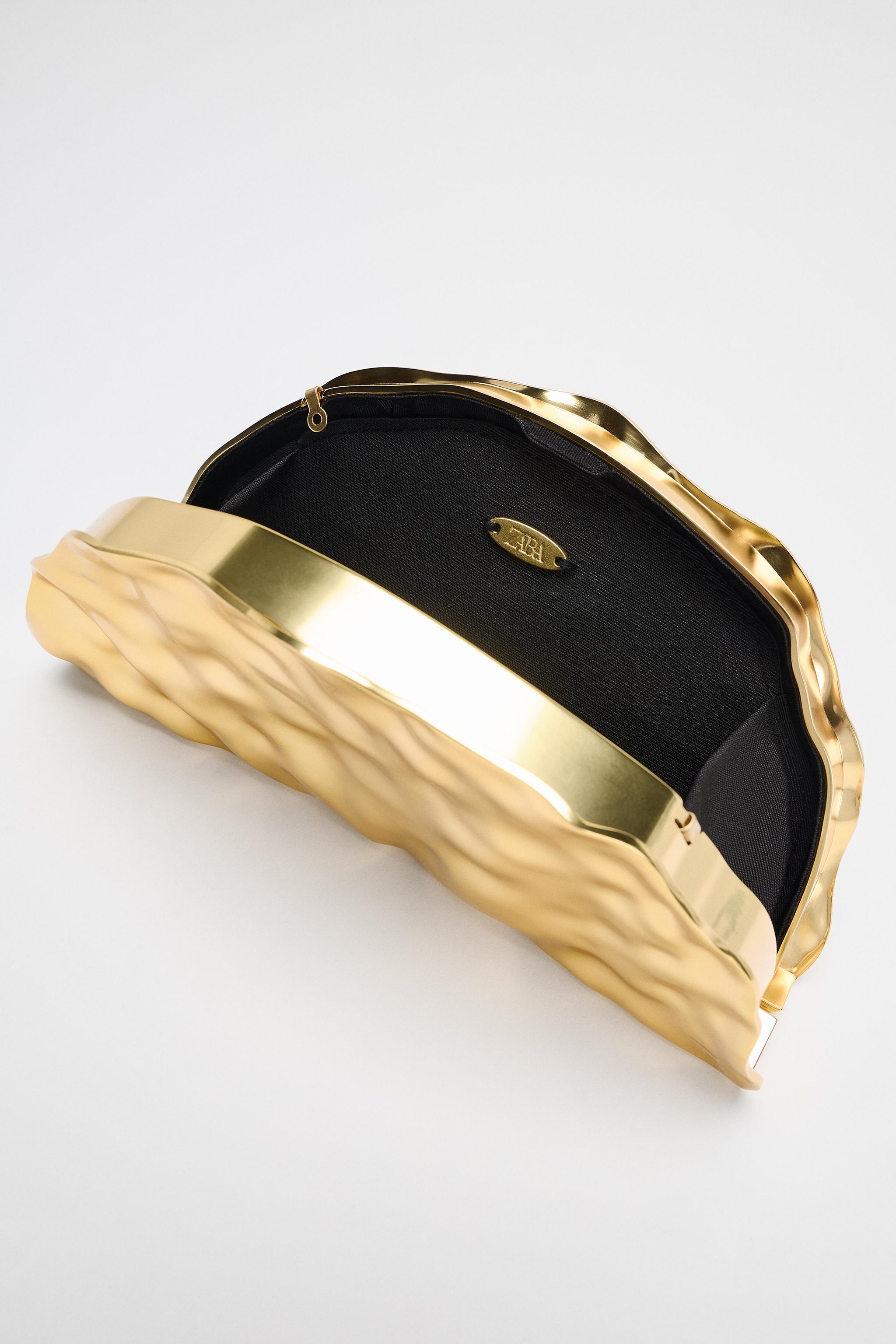 METALLIC HARD CLUTCH - Golden | ZARA United States
