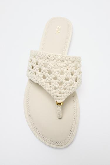 Zara WOVEN SLIDE SANDALS - Off White