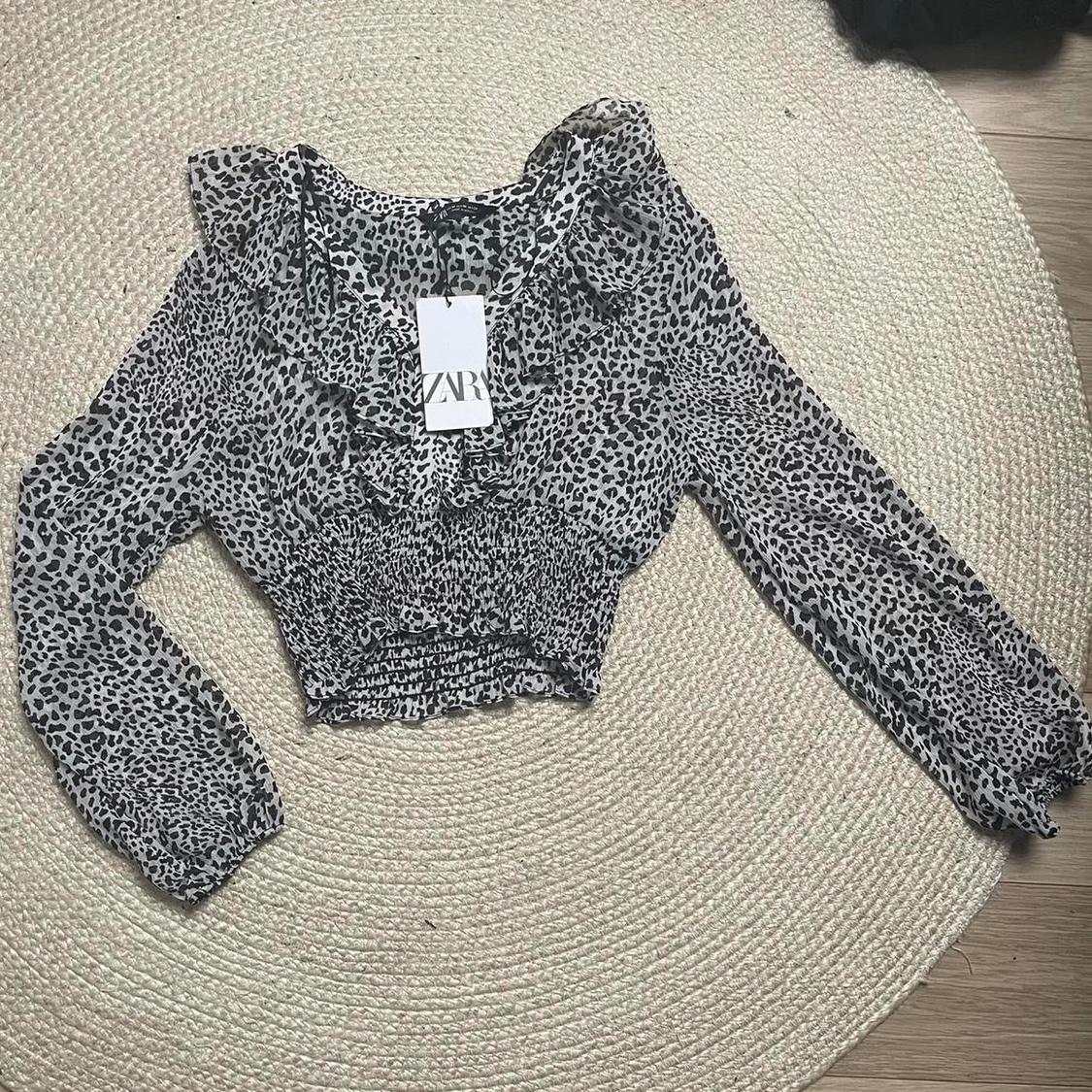 ANIMAL PRINT CROP TOP