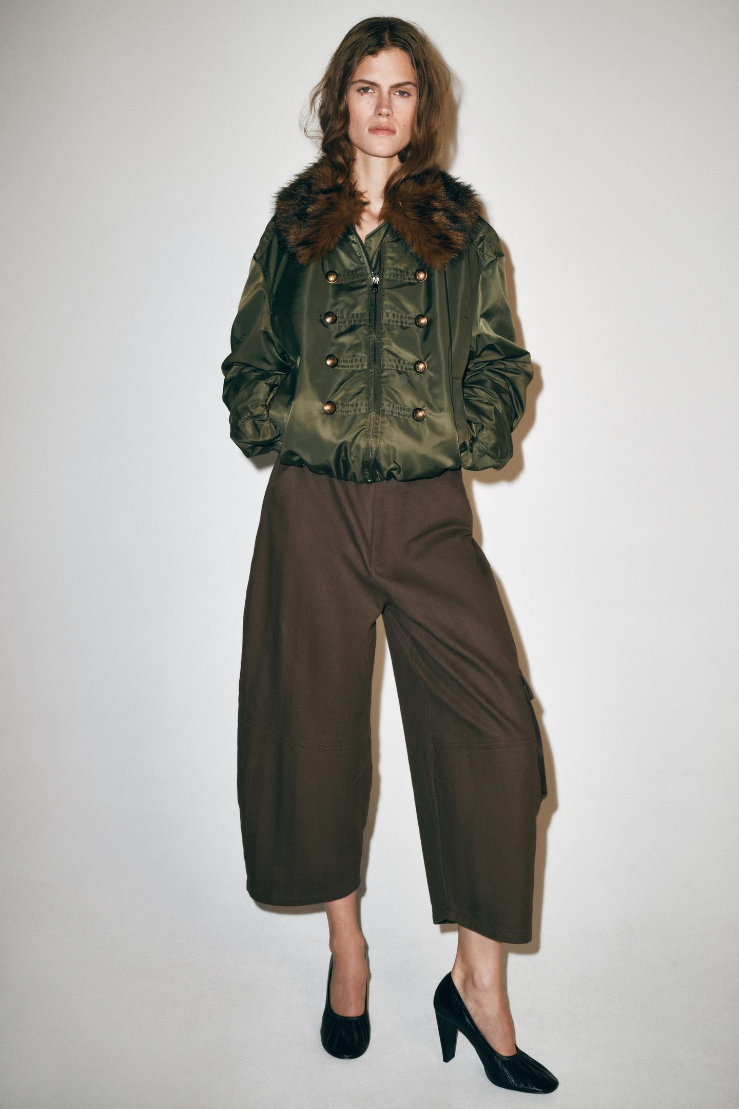Женская куртка Zara Nylon Bomber with Faux Fur Collar ZW Collection, цвет: Зелёный