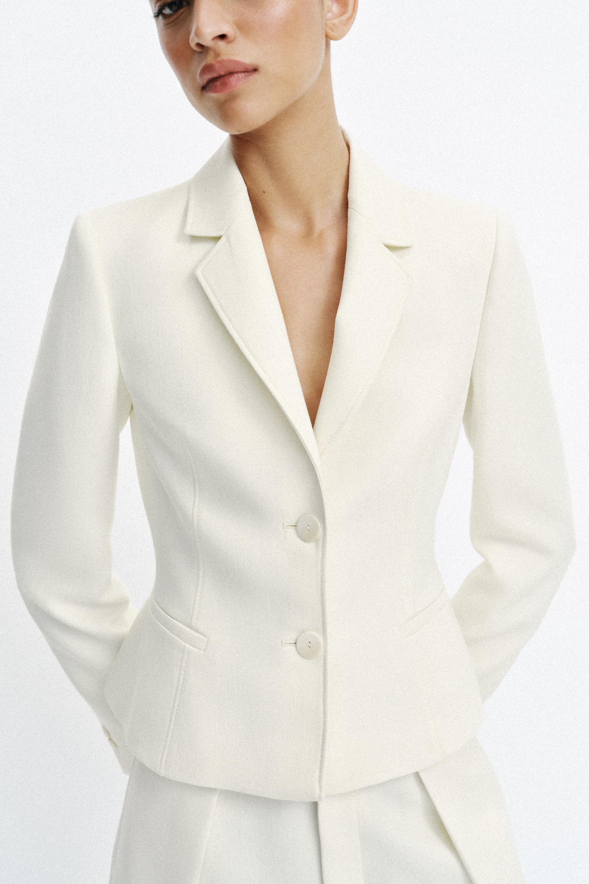 TAILORED BLAZER WITH SHOULDER PADS