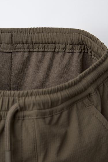 PANTALON DE JOGGING TECHNIQUE - Kaki de Zara - Image 3