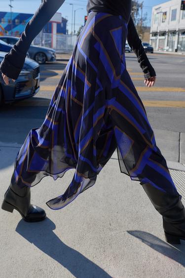 JUPE MI-LONGUE ASYMÉTRIQUE IMPRIMÉE - Multicolore de Zara - Image 3