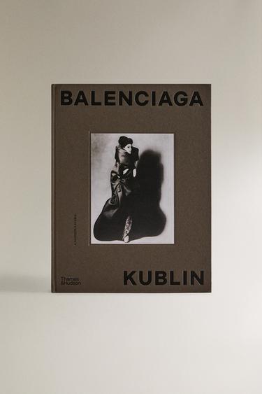 BALENCIAGA KUBLIN BOOK (ENGLISH) — Grey 1
