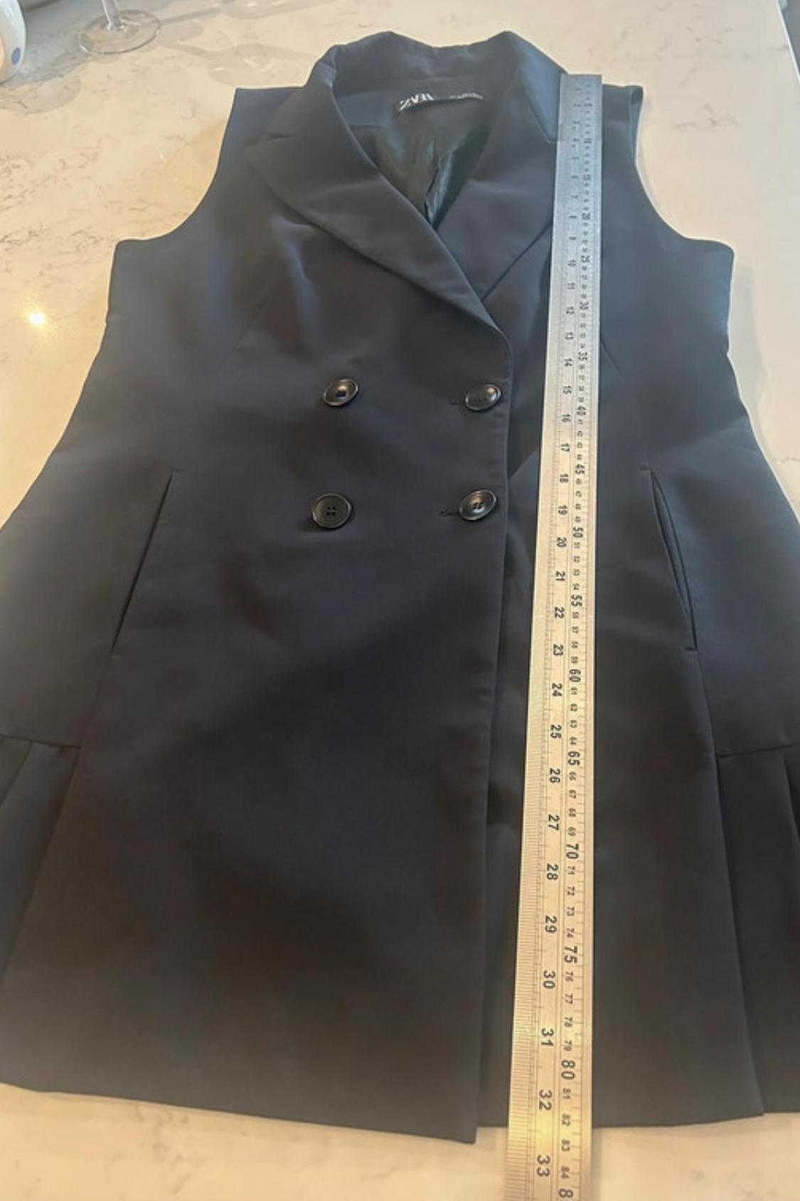 DOUBLE-BREASTED BOX PLEAT WAISTCOAT - Image 9