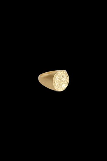 ENGRAVED SIGNET RING LIMITED EDITION - Gold by Zara