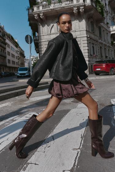 {navn} - {farge} for Zara