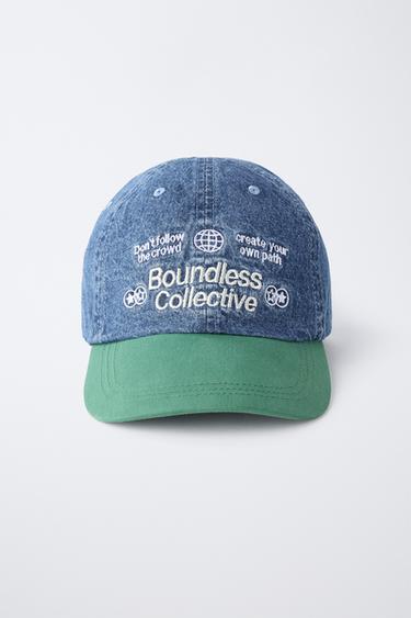 قبعة بحافة أمامية DENIM بنص مطرز - أخضر فاتح الخاص بـ Zara