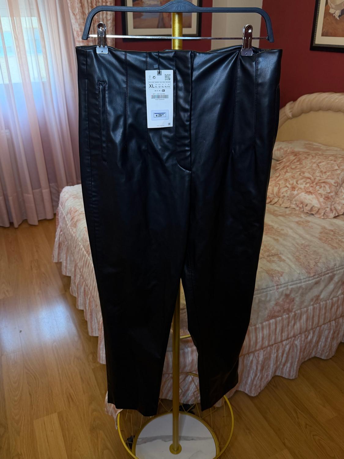 HIGH-RISE FAUX LEATHER TROUSERS - Image 6