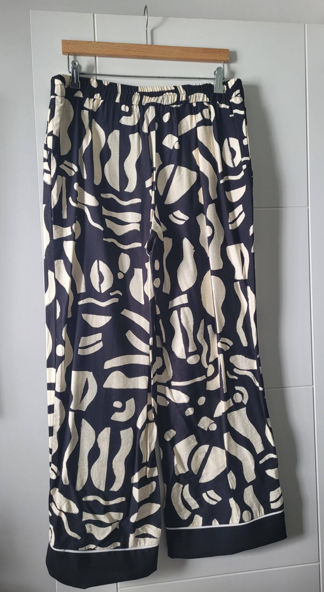 PRINTED STRAIGHT-CUT TROUSERS - Image 2