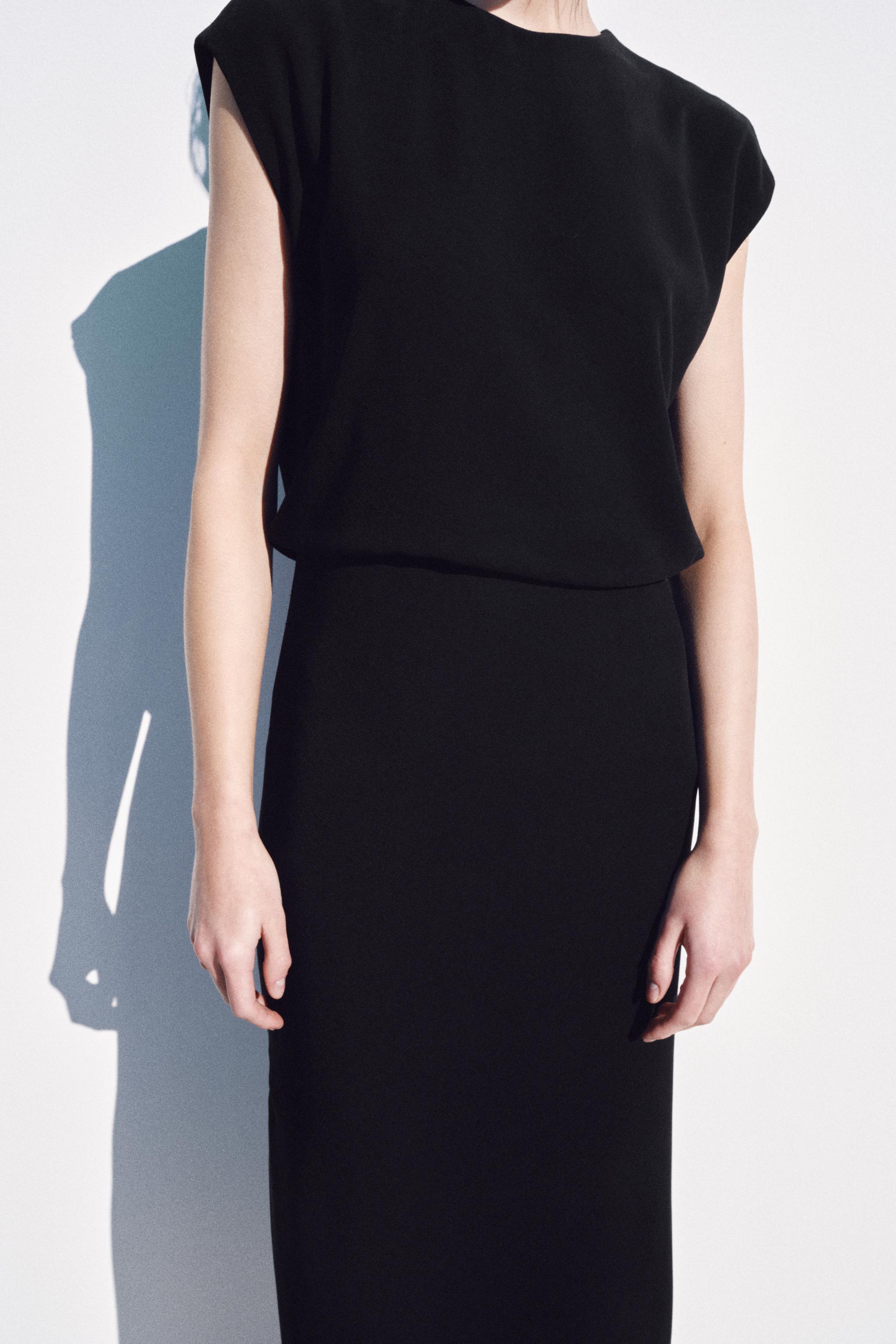 ZW COLLECTION SLEEVELESS DRESS